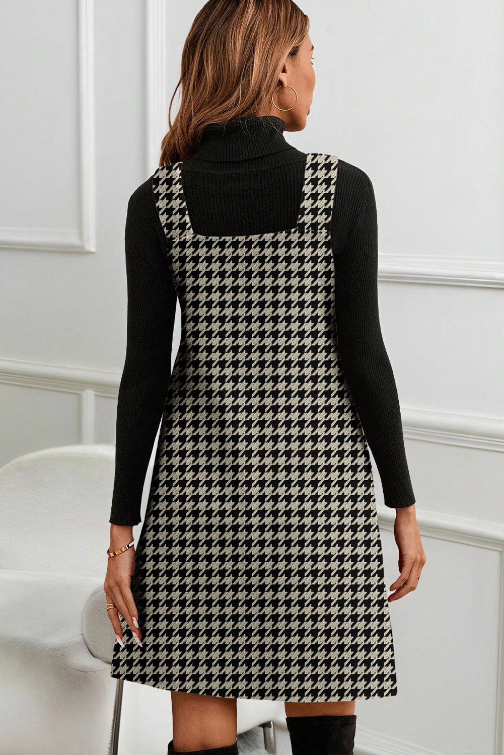 Houndstooth Print V-Neck Sleeveless Mini Dress